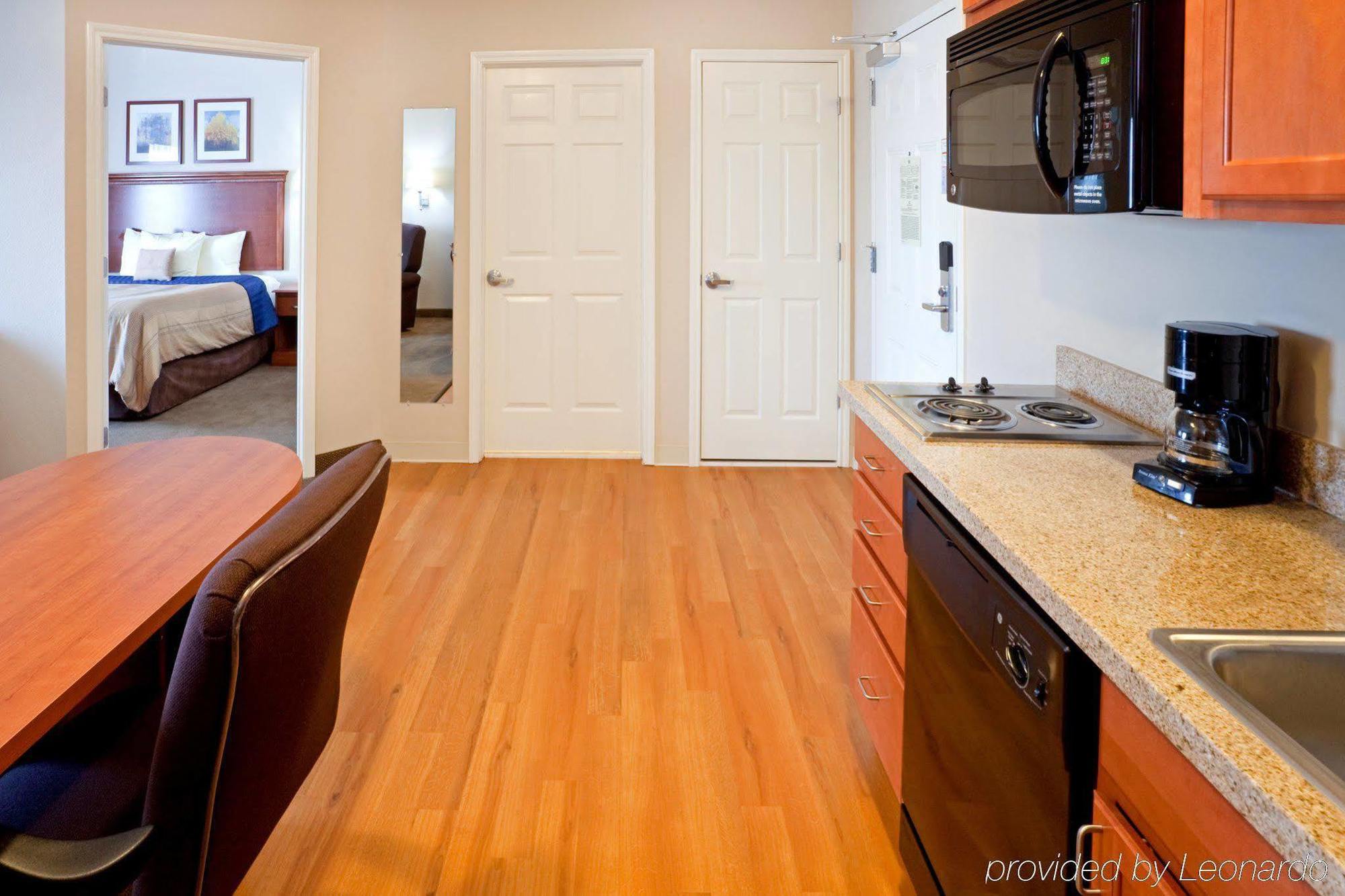 Candlewood Suites Longview By Ihg Номер фото