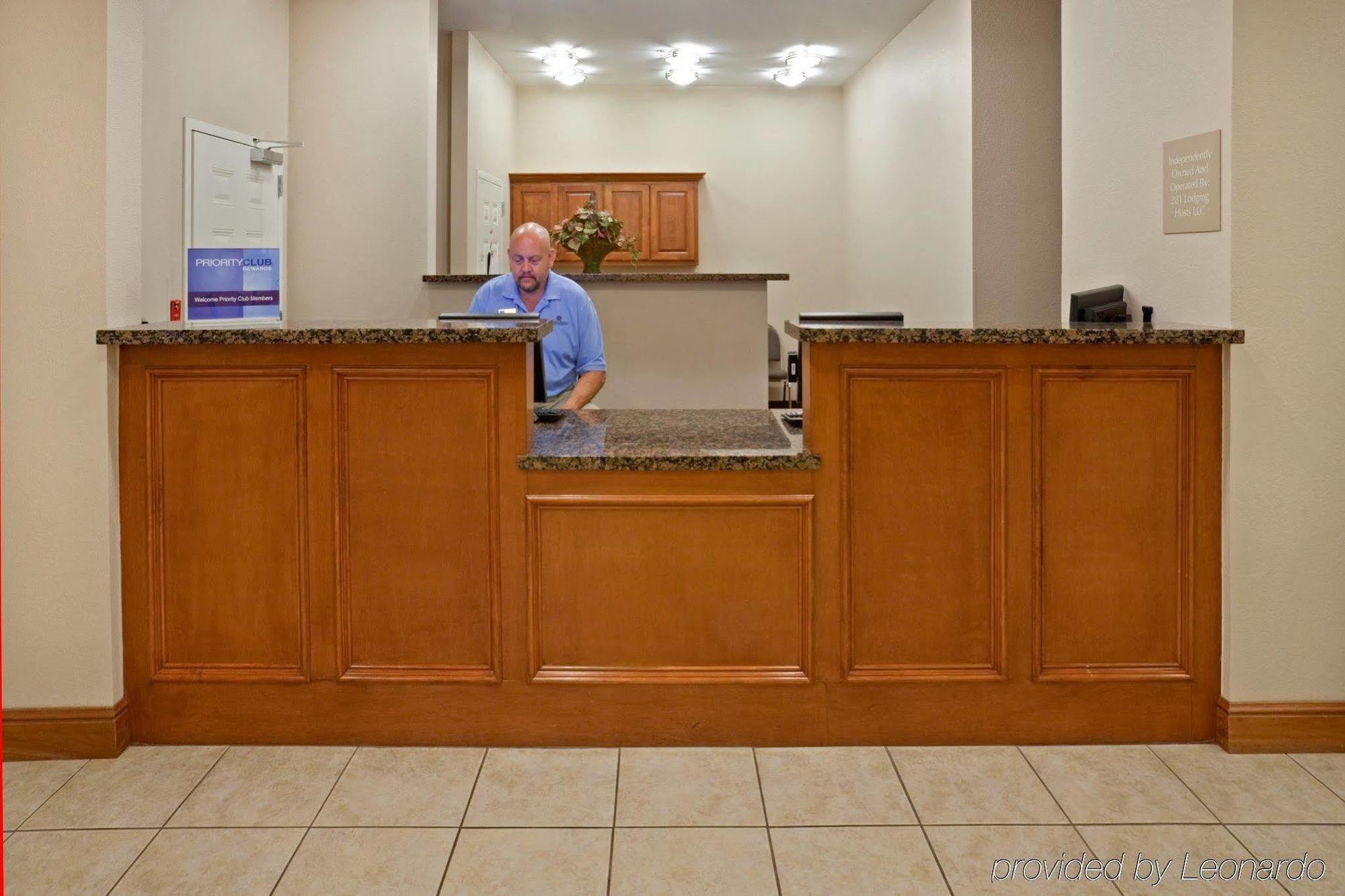 Candlewood Suites Longview By Ihg Интерьер фото